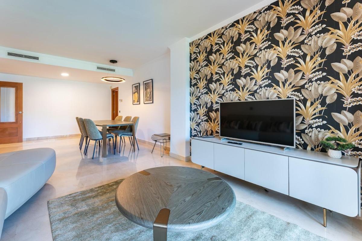 Bhost - Bellagio Benalmádena